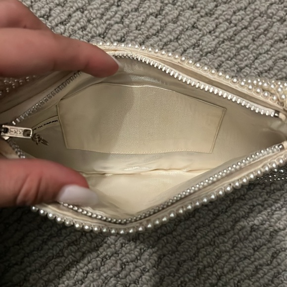 Pearl Beaded Purse - Picture 4 of 5
